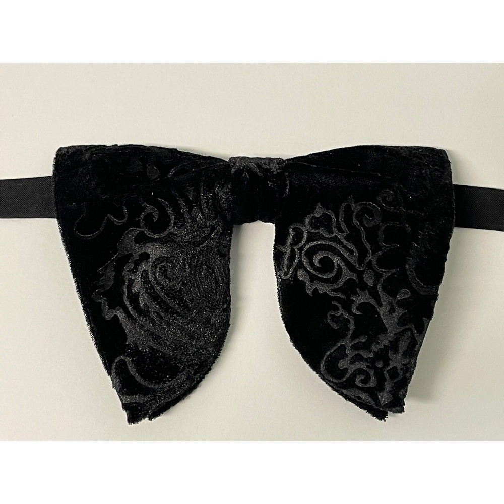 Oversized Black Velvet Paisley Bow tie Vintage style 70`s Wedding Prom Occasion‎
